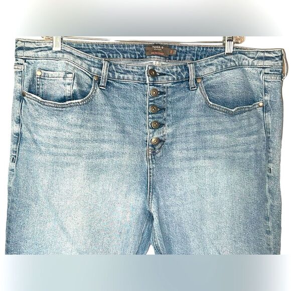 Torrid High Rise Straight Jeans 20 R Button Flight Light Wash Slit Ankle Mom - Picture 4 of 11